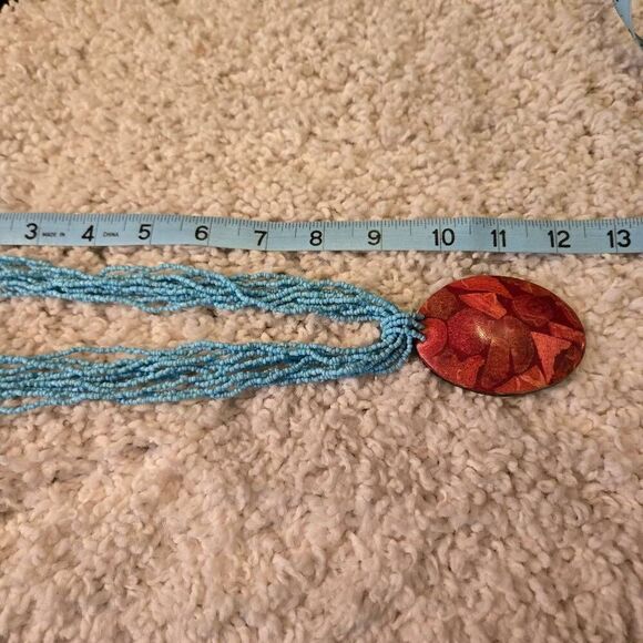 Seed Bead multi strand necklace red pendant - Picture 3 of 8